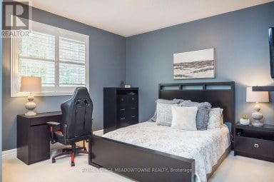 1624 ARTHURS WAY Milton (BE Beaty) Ontario photo 21