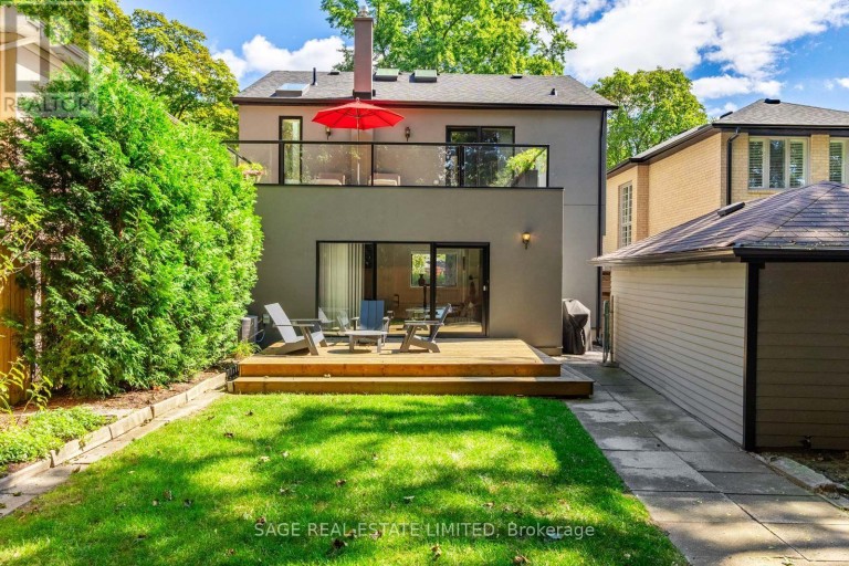6 WESTROSE AVENUE, Toronto (Kingsway South), Ontario, M8X2A1
