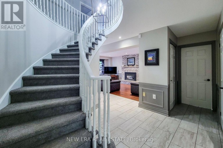 29 WOODSIDE SQUARE, Pelham (Fonthill), Ontario, L3E0M7