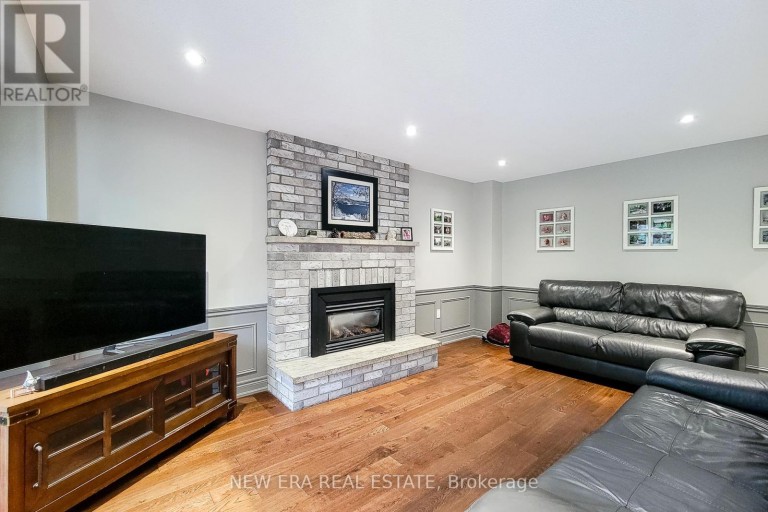 29 WOODSIDE SQUARE, Pelham (Fonthill), Ontario, L3E0M7