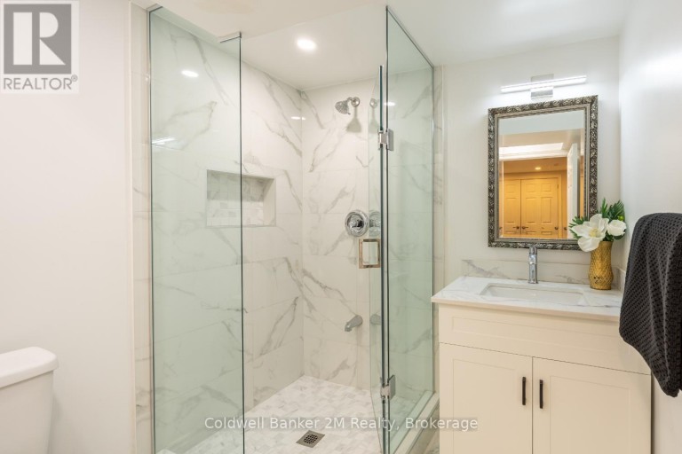 152 TAUNTON ROAD W, Oshawa (Samac), Ontario, L1G3T3