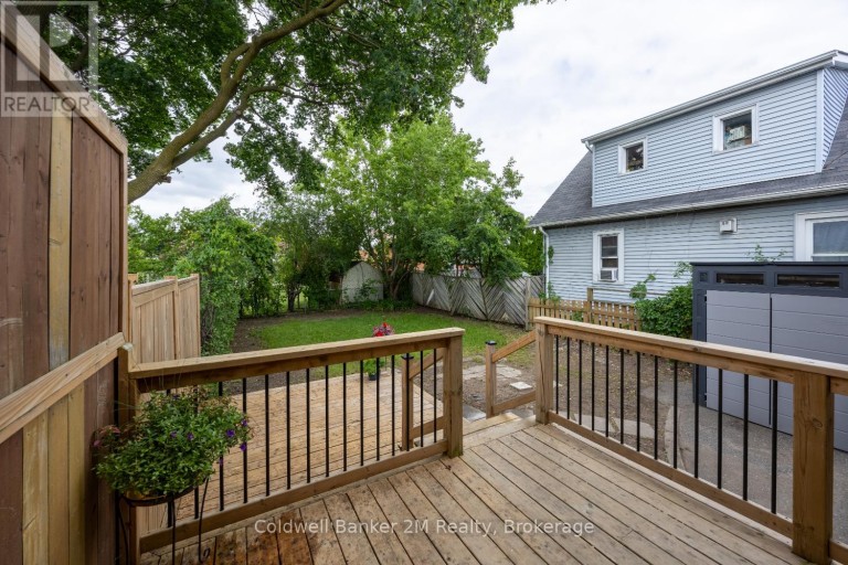 152 TAUNTON ROAD W, Oshawa (Samac), Ontario, L1G3T3
