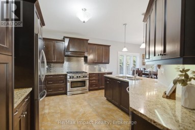 17 BRADSHAW STREET Clarington (Bowmanville) Ontario photo 16