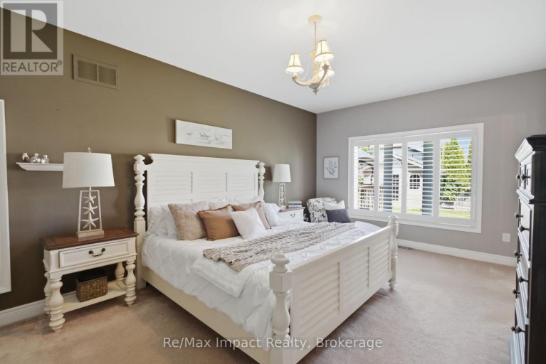 17 BRADSHAW STREET, Clarington (Bowmanville), Ontario, L1C2H4