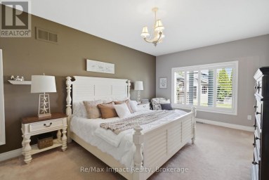 17 BRADSHAW STREET Clarington (Bowmanville) Ontario photo 23