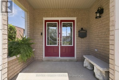 17 BRADSHAW STREET Clarington (Bowmanville) Ontario photo 3