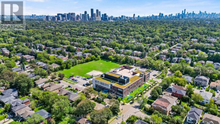 721 - 35 SARANAC BOULEVARD, Toronto (Englemount-Lawrence), Ontario, M6A2G4
