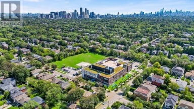 721 - 35 SARANAC BOULEVARD Toronto (Englemount-Lawrence) Ontario photo 13