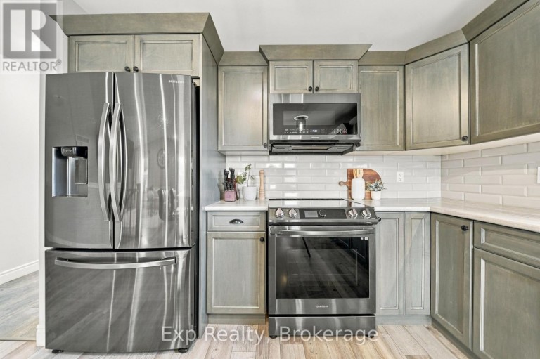 14 LEHTINEN CRESCENT, Belleville (Belleville Ward), Ontario, K8P4G5
