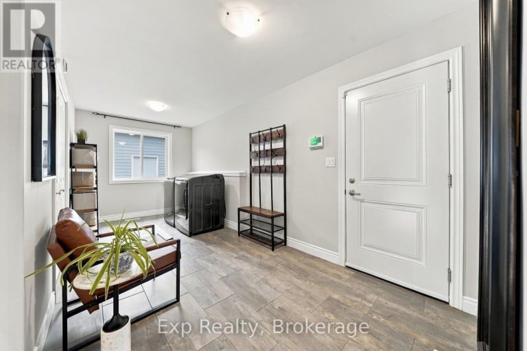 14 LEHTINEN CRESCENT, Belleville (Belleville Ward), Ontario, K8P4G5