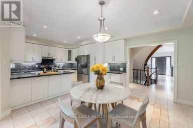 118 MAY AVENUE Richmond Hill (North Richvale) Ontario photo 8