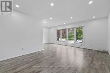 24 TARA CRESCENT Thorold (Confederation Heights) Ontario photo 18