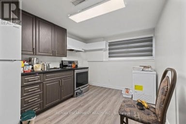 24 TARA CRESCENT Thorold (Confederation Heights) Ontario photo 8