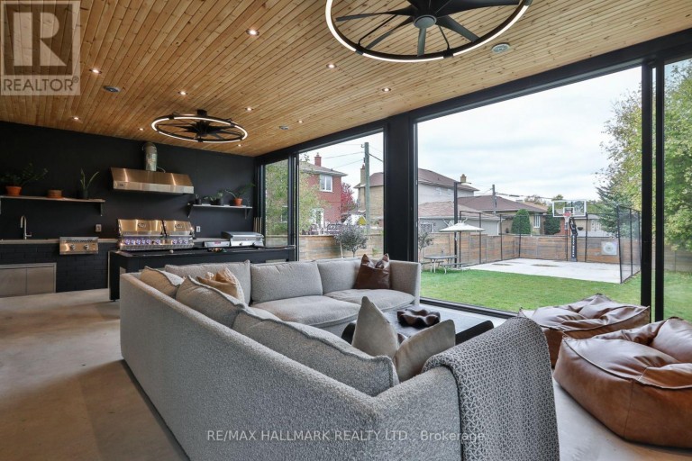 14 RISA BOULEVARD, Toronto (Yorkdale-Glen Park), Ontario, M6B1S3