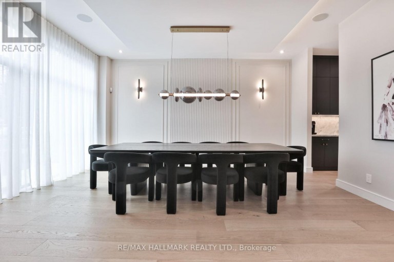 14 RISA BOULEVARD, Toronto (Yorkdale-Glen Park), Ontario, M6B1S3