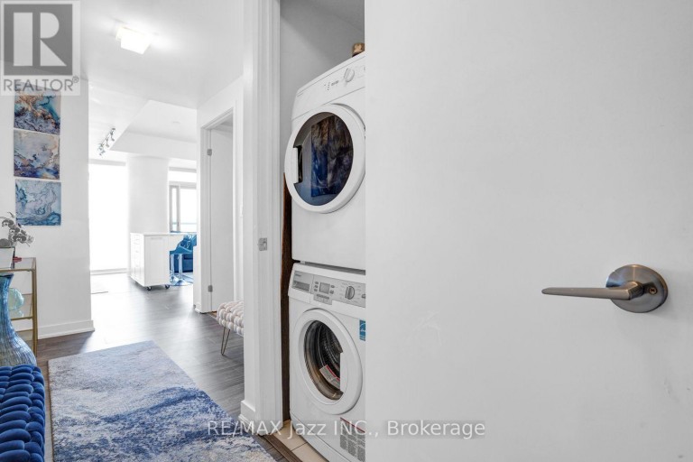 3808 - 14 YORK STREET, Toronto (Waterfront Communities), Ontario, M5J0B1