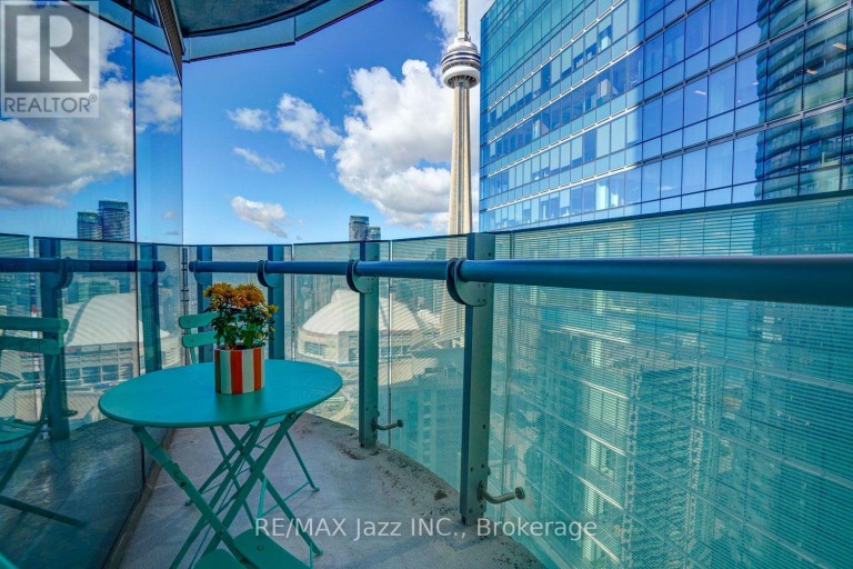 3808 - 14 YORK STREET, Toronto (Waterfront Communities), Ontario, M5J0B1