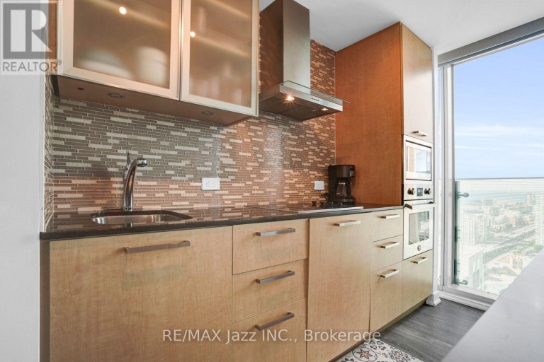 3808 - 14 YORK STREET, Toronto (Waterfront Communities), Ontario, M5J0B1