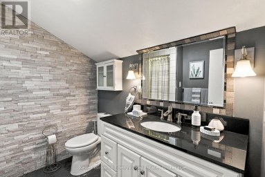 950 SWISS HEIGHTS Oshawa (Pinecrest) Ontario photo 28