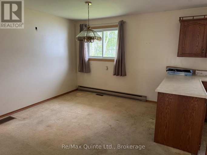 20 ROSS AVENUE, Quinte West (Murray Ward), Ontario, K8V0N4