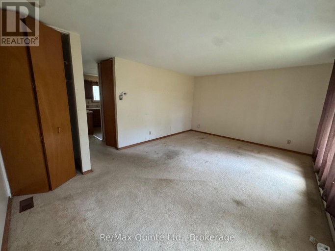 20 ROSS AVENUE, Quinte West (Murray Ward), Ontario, K8V0N4