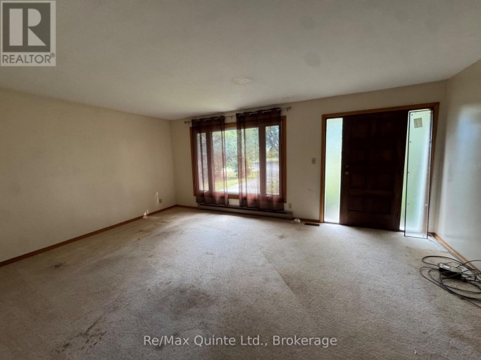 20 ROSS AVENUE, Quinte West (Murray Ward), Ontario, K8V0N4
