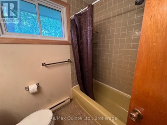 20 ROSS AVENUE Quinte West (Murray Ward) Ontario photo 18