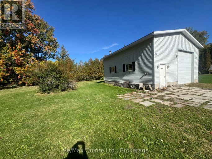 20 ROSS AVENUE, Quinte West (Murray Ward), Ontario, K8V0N4
