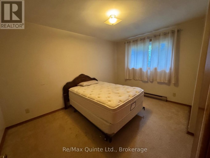 20 ROSS AVENUE, Quinte West (Murray Ward), Ontario, K8V0N4