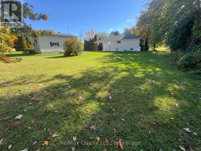 20 ROSS AVENUE, Quinte West (Murray Ward), Ontario, K8V0N4