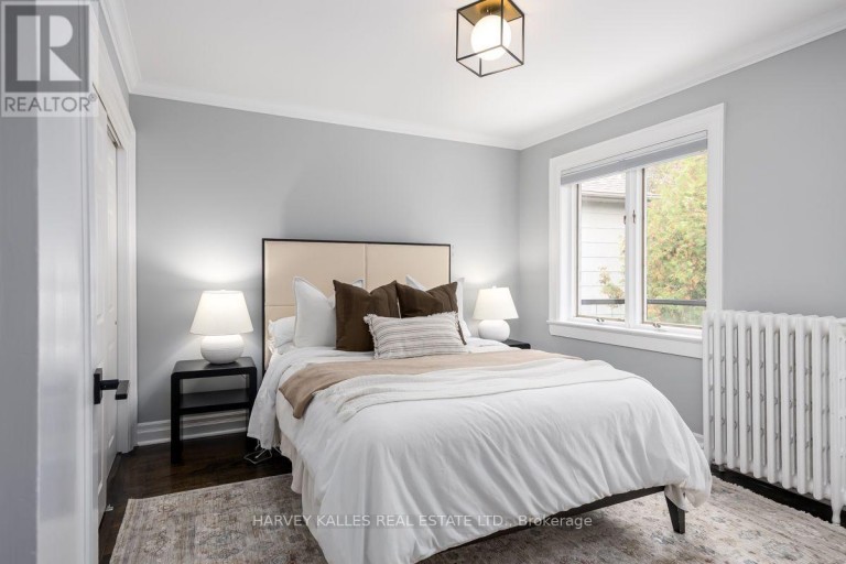 110 CHATSWORTH DRIVE, Toronto (Lawrence Park South), Ontario, M4R1R9