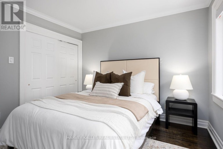 110 CHATSWORTH DRIVE, Toronto (Lawrence Park South), Ontario, M4R1R9