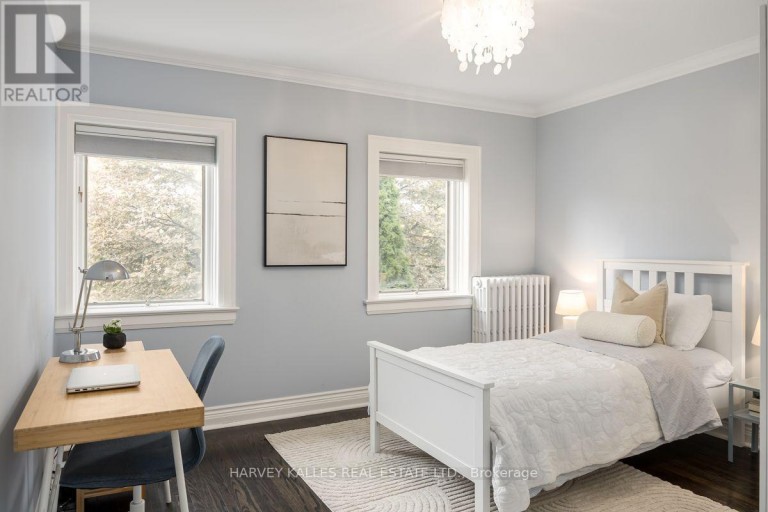 110 CHATSWORTH DRIVE, Toronto (Lawrence Park South), Ontario, M4R1R9
