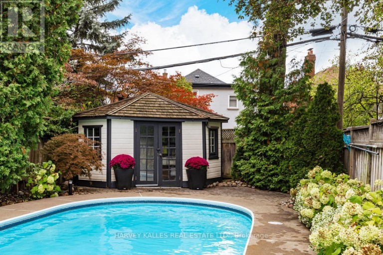 110 CHATSWORTH DRIVE, Toronto (Lawrence Park South), Ontario, M4R1R9