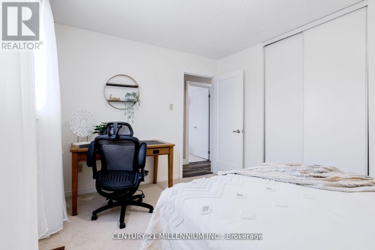 239 LISA MARIE DRIVE, Orangeville, Ontario, L9W4P6