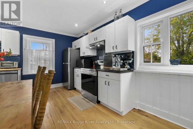 27 BUCK STREET, Cobourg, Ontario, K9A2L1