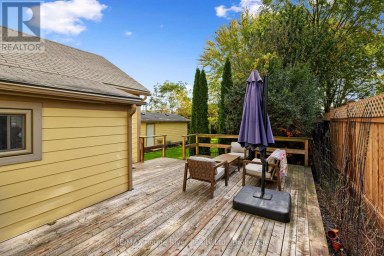 27 BUCK STREET Cobourg Ontario photo 41
