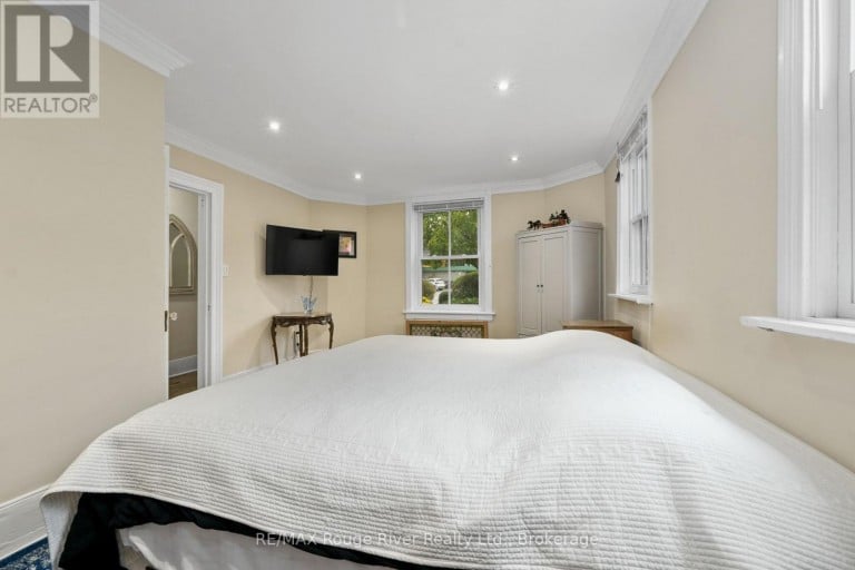 27 BUCK STREET, Cobourg, Ontario, K9A2L1