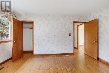 64 ELIZABETH CRESCENT Belleville (Belleville Ward) Ontario photo 12