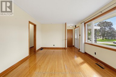64 ELIZABETH CRESCENT Belleville (Belleville Ward) Ontario photo 8