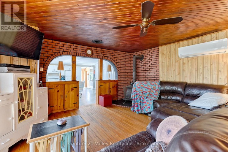 5835A MATAWATCHAN ROAD, Greater Madawaska, Ontario, K0J1R0