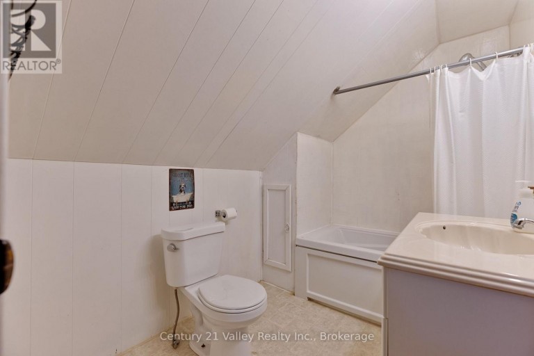 5835A MATAWATCHAN ROAD, Greater Madawaska, Ontario, K0J1R0