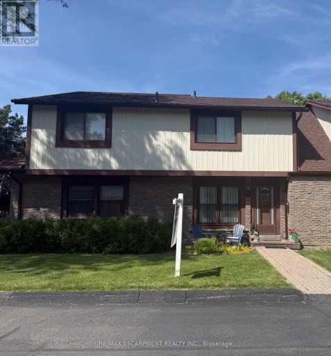19 - 6650 FALCONER DRIVE, Mississauga (Streetsville), Ontario, L5N1B5