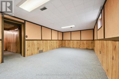 127 SPADINA ROAD E Kitchener Ontario photo 15