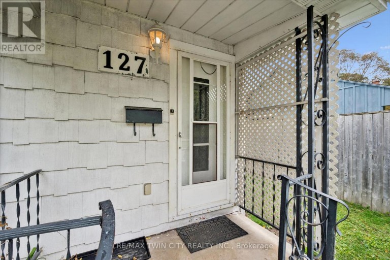 127 SPADINA ROAD E, Kitchener, Ontario, N2M3X5