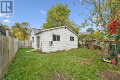 127 SPADINA ROAD E Kitchener Ontario photo 23
