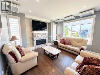 116 Kinniburgh Boulevard Chestermere Alberta photo 6