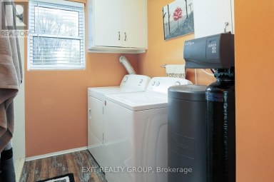 11368 HWY 62 Centre Hastings Ontario photo 12