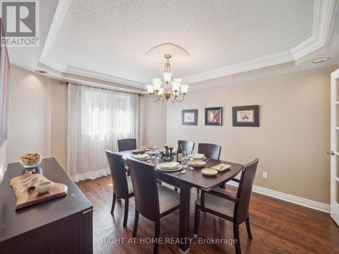 100 CARLYLE CRESCENT, Aurora (Aurora Highlands), Ontario, L4G6P7