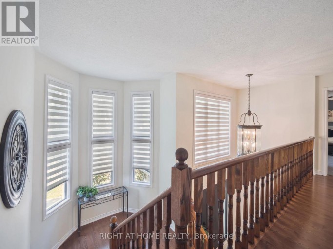 100 CARLYLE CRESCENT, Aurora (Aurora Highlands), Ontario, L4G6P7